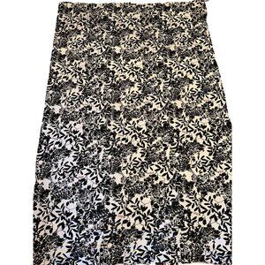 Vera Neumann Tablecloth Black White Floral Ladybug Print Rectangle 100% Cotton